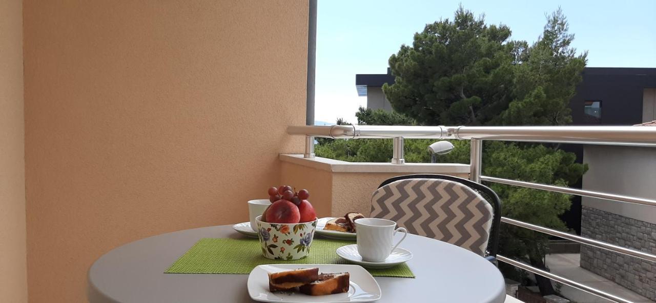 Apartments Harmonija Baška Voda Eksteriør bilde