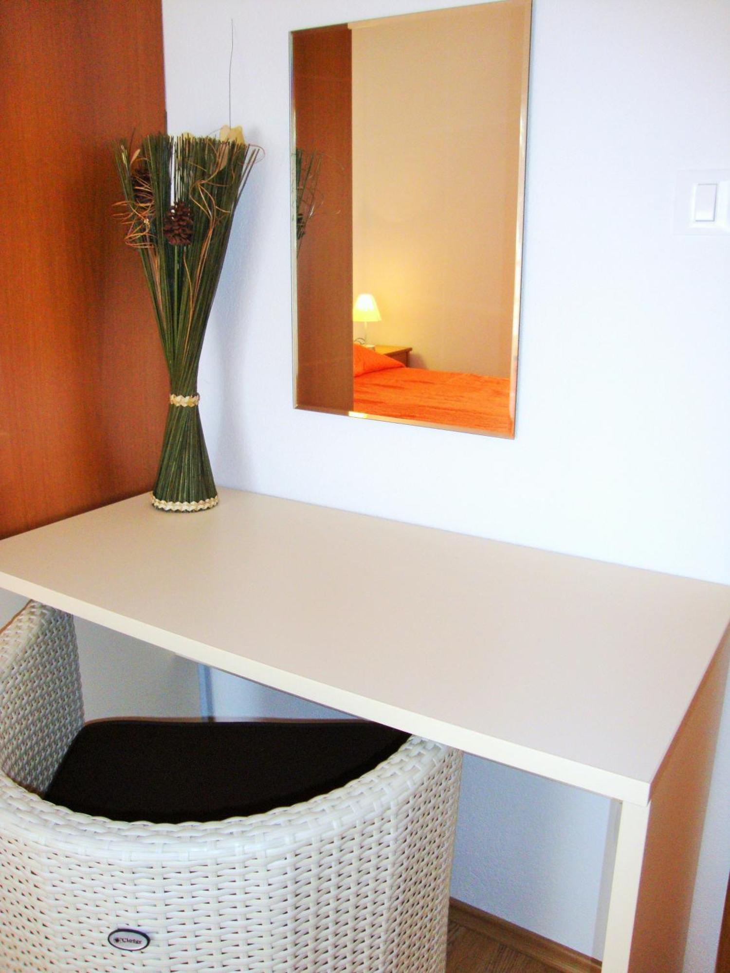 Apartments Harmonija Baška Voda Rom bilde